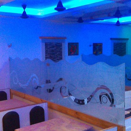 Hotel Rajendra Chinchani Luaran gambar